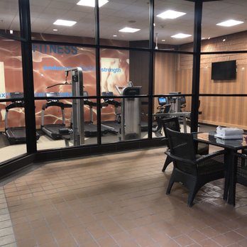 Des Moines Marriott Downtown - Hotels Near Me - Des Moines, Iowa