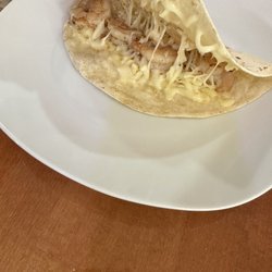 La Petrona Mexican Grill - Quesadilla