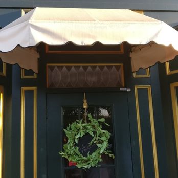 Michael's Grill - Entrance door - Seafood Near Me - Tampa, Florida
