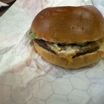 BurgerBloc - Plain cheese burger - Burgers Near Me - Mississauga, Ontario