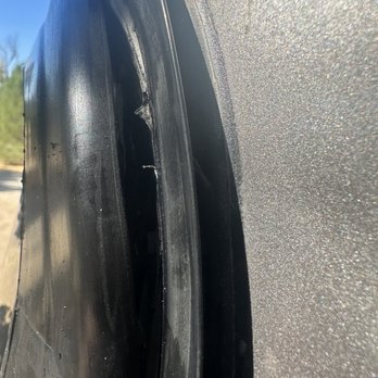 A-1 Glass - This is their finish product! Seems to me like a leak waiting to happen. - Windows Installation Near Me - Paso Robles, California A-1 Glass - This is their finish product! Seems to me like a leak waiting to happen. - Windows Installation Near Me - Paso Robles, California