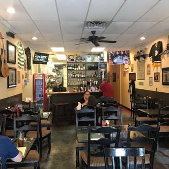 HogsHead Cafe - Cute décor - Barbeque Near Me - Richmond, Virginia HogsHead Cafe - Cute décor - Barbeque Near Me - Richmond, Virginia