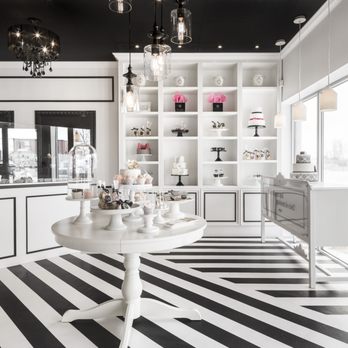 Mille et Un Cupcake - a black and white kitchen - Desserts Near Me - Blainville, Quebec Mille et Un Cupcake - a black and white kitchen - Desserts Near Me - Blainville, Quebec