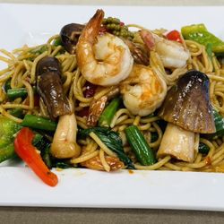 Thong’s Authentic Thai Restaurant - Spaghetti Ke Mao
