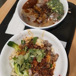 A2. Traditional Beef Noodle Soup / 传统牛肉面 B2. Oil Spill Noodles油泼面