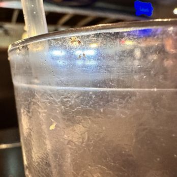 The Crab Shack - A nasty tasteless glass of pink lemonade - Seafood Near Me - Charleston, South Carolina