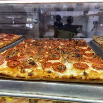 Marinara Pizza - Pizza Near Me - New York, New York Marinara Pizza - Pizza Near Me - New York, New York