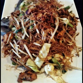 Banana Leaf - Thin noodles are amazing - Indonesian Near Me - Temple City, California