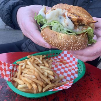 Burger-Board - Chic - Hot Dogs Near Me - Pacifica, California