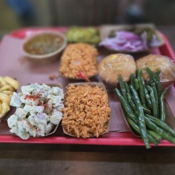 Terry Black's Barbecue - Our trays - Barbeque Near Me - Houston, Texas Terry Black's Barbecue - Our trays - Barbeque Near Me - Houston, Texas