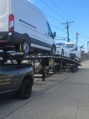 Commercial Vehicle Shipping - A robust portfolio highlighting our proficiency in managing large-scale commercial shipments for businesses across various industries. It features successful logistics solutions for bulk goods, supply chain integration, and custom freight management, demonstrating our commitment to cost efficiency, reliability, and timely delivery for commercial clients nationwide.