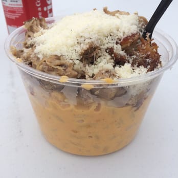 Street Kitchen - Pork belly mac and cheese - Food Trucks Near Me