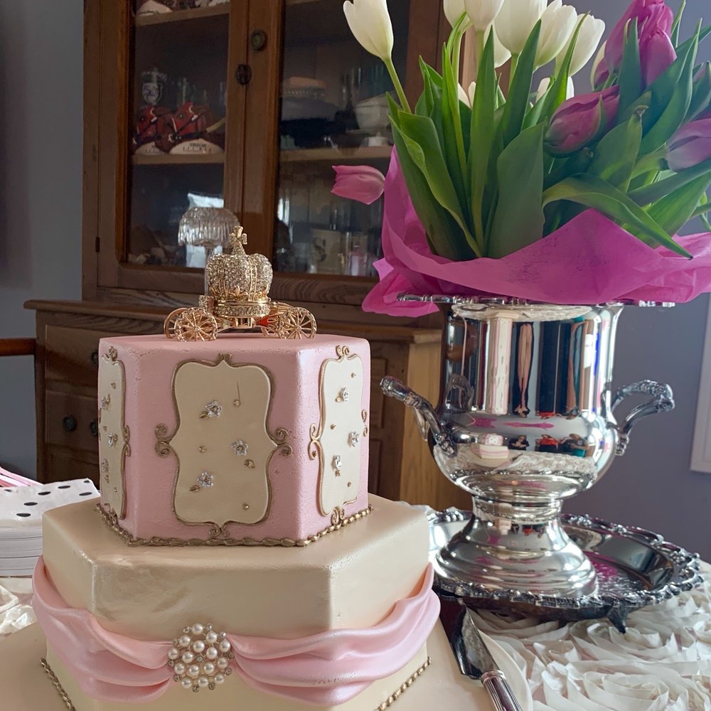 Creative Cakes - Creative Cakes design for a Bridal Shower - Bakeries Near Me - Anaheim, California Creative Cakes - Creative Cakes design for a Bridal Shower - Bakeries Near Me - Anaheim, California