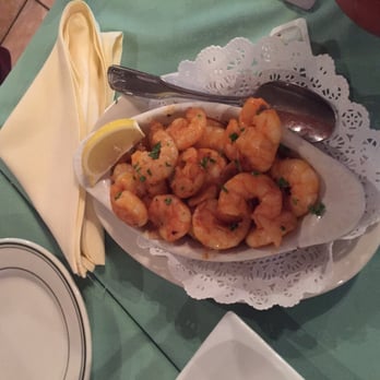 Fernandes steakhouse - Shrimp in garlic sauce app - Portuguese Near Me - Newark, New Jersey Fernandes steakhouse - Shrimp in garlic sauce app - Portuguese Near Me - Newark, New Jersey