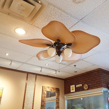 Chi's Congee & Noodle House - Chinese Near Me - Mississauga, Ontario