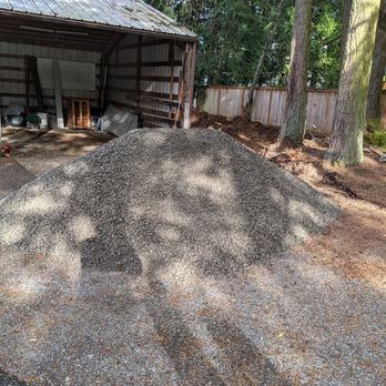 GM Nelson Enterprises - first layer of gravel ready to spread - Landscaping Near Me
