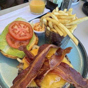 Mala Ocean Tavern - Seafood Near Me - Lahaina, Hawaii