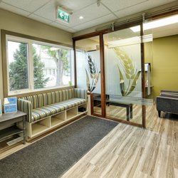 Prairie Dental Centre - Prairie Dental Leduc - Front Entrance 2