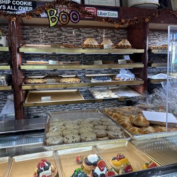 Aliotta Pastry Shop - Bakeries Near Me - Brooklyn, New York Aliotta Pastry Shop - Bakeries Near Me - Brooklyn, New York
