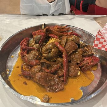 Grab A Crab - Crawfish and Clams (1 Lb) - Seafood Near Me - Hacienda Heights, California