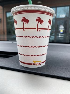 In-N-Out Burger by null