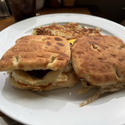 The Kitchen - Breakfast sliders!