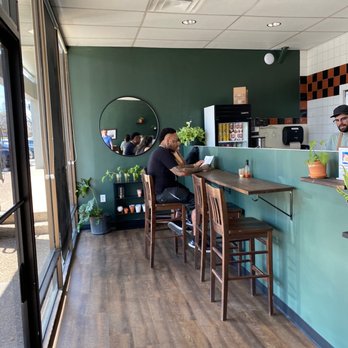 Pizza Verde - Bar seating - Pizza Near Me - Fort Worth, Texas