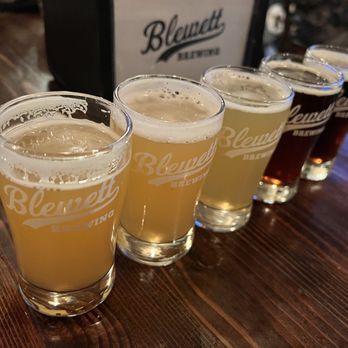 Blewett Brewing - Tasters - Breweries Near Me - Leavenworth, Washington Blewett Brewing - Tasters - Breweries Near Me - Leavenworth, Washington