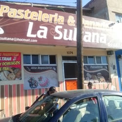 Pastelería y Panadería "La sultana" - Fachada