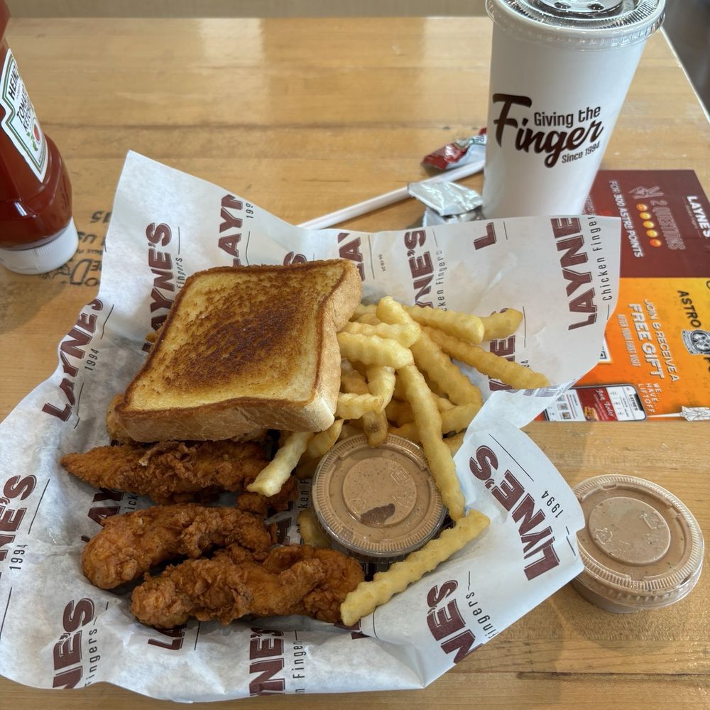 Another 5 piece combo, spicy and regular chicken- so delicious. I can't wait to see what other new dishes are to come!
