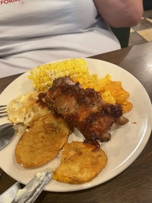 Magnolias At 26th by null