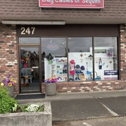 The Bag Ladies of Sequim WA - The NEW location of The Bag Ladies of Sequim WA 247 East Washington St. Sequim WA