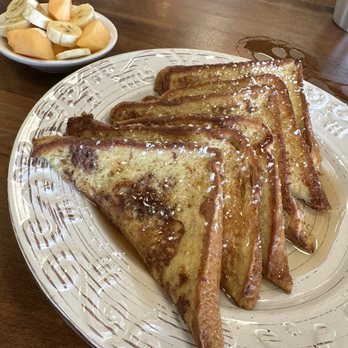 Huntley's Place - French toast and fruit - Breakfast & Brunch Near Me - Virginia Beach, Virginia Huntley's Place - French toast and fruit - Breakfast & Brunch Near Me - Virginia Beach, Virginia