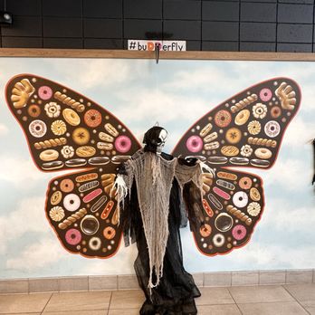 Dunkin' - Angel - Coffee & Tea Near Me - Woodland Hills, California