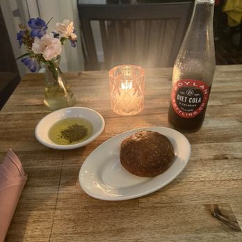 Once Upon a Table - American Near Me - Stockbridge, Massachusetts