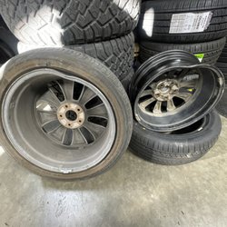Pena's Tires & Wheels