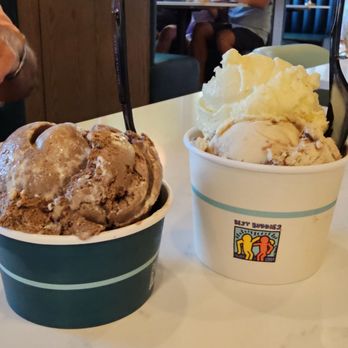 Maxs Best Ice Cream - Ice Cream & Frozen Yogurt Near Me - Bethesda, Maryland
