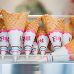 Baskin Robbins 31 Flavors Ice Cream Store