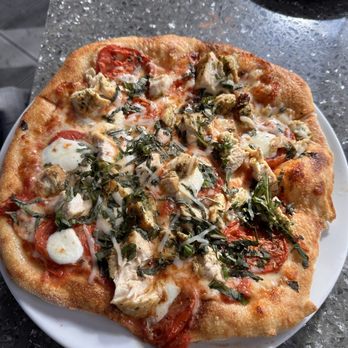 Osso & Kristalla - Margarita pizza - Italian Near Me - Houston, Texas