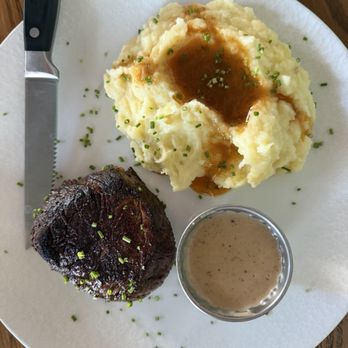 Born & Braised - Hubby's 8 oz filet cooked to perfection w delish peppercorn sauce - New American Near Me - Erie, Pennsylvania Born & Braised - Hubby's 8 oz filet cooked to perfection w delish peppercorn sauce - New American Near Me - Erie, Pennsylvania