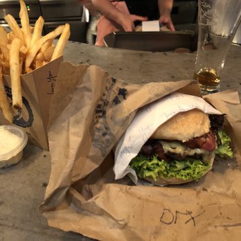 Fergburger - Burgers Near Me - Queenstown, OTA Fergburger - Burgers Near Me - Queenstown, OTA