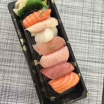 Ebiko - Nigiri combo - Japanese Near Me - Oakland, California