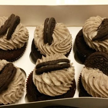 Cupcakeladen - 6 Oreo Cupcakes, welche ich dank Facebook gewonnen habe. :) - Coffee & Tea Near Me - Berlin, BE Cupcakeladen - 6 Oreo Cupcakes, welche ich dank Facebook gewonnen habe. :) - Coffee & Tea Near Me - Berlin, BE