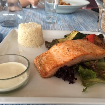 Zenzero - Salmon with a yogurt sauce and rice - Italian Near Me - Porlezza, Colorado
