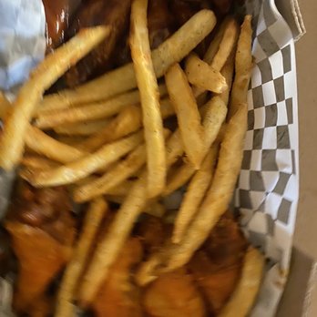Wing Snob - 8 piece traditional wings with fries - Chicken Shop Near Me - Katy, Texas