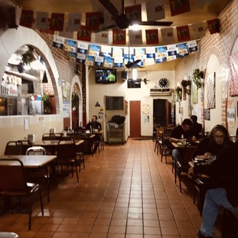El Parian Restaurant - seating - Mexican Near Me - Los Angeles, California El Parian Restaurant - seating - Mexican Near Me - Los Angeles, California