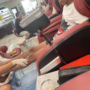 Lavish Nails & Spa - Nail Salons Near Me - Orlando, Florida Lavish Nails & Spa - Nail Salons Near Me - Orlando, Florida