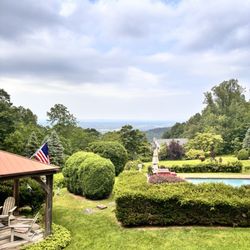 Foxglove Retreat