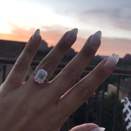 This picture doesn't do its justice... this thing shines so much it's insane! I am IN LOVE!!! This picture doesn't do its justice... this thing shines so much it's insane! I am IN LOVE!!!