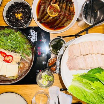 ILCHA - @eat_with_lily (food IG & Instagram) Ganjang Saewoo & Gyrean Bap Bossam & Oysters Bulgogi Jeongol - Korean Near Me - San Francisco, California ILCHA - @eat_with_lily (food IG & Instagram) Ganjang Saewoo & Gyrean Bap Bossam & Oysters Bulgogi Jeongol - Korean Near Me - San Francisco, California
